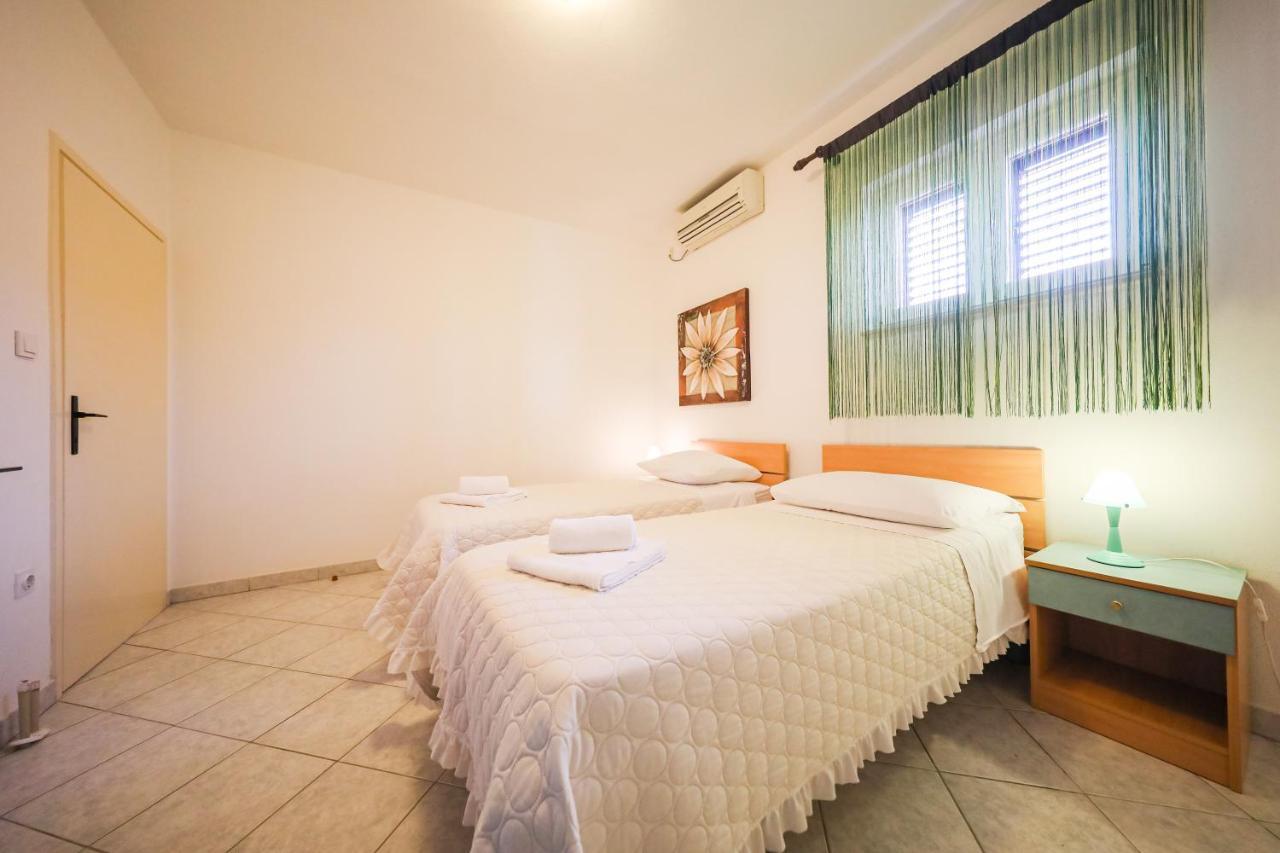 Zvjezdana Apartment Petrcane